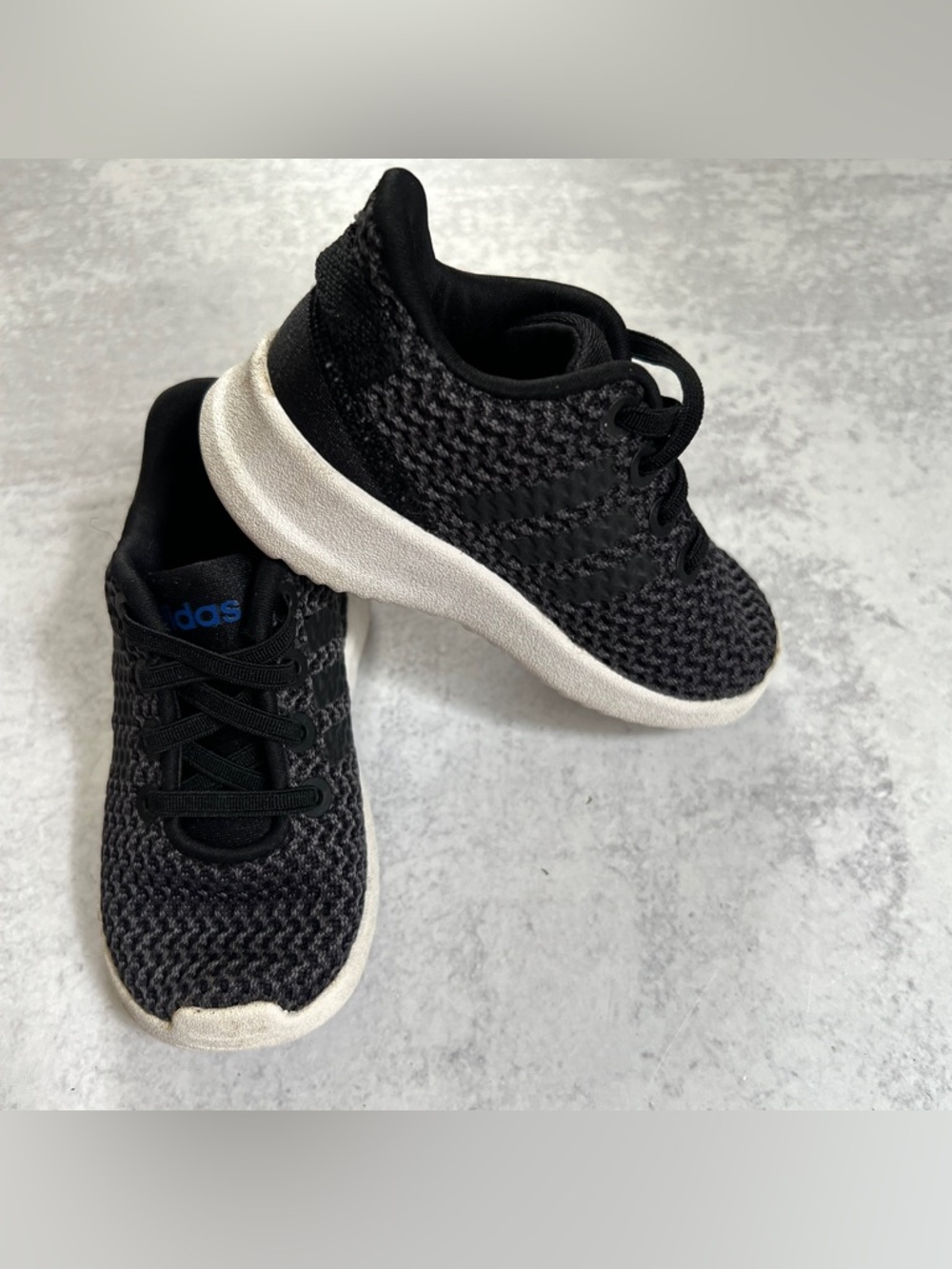 5⚽️ adidas Toddler Black Shadow Knit Slip-On Lace Sneakers with White Sole
